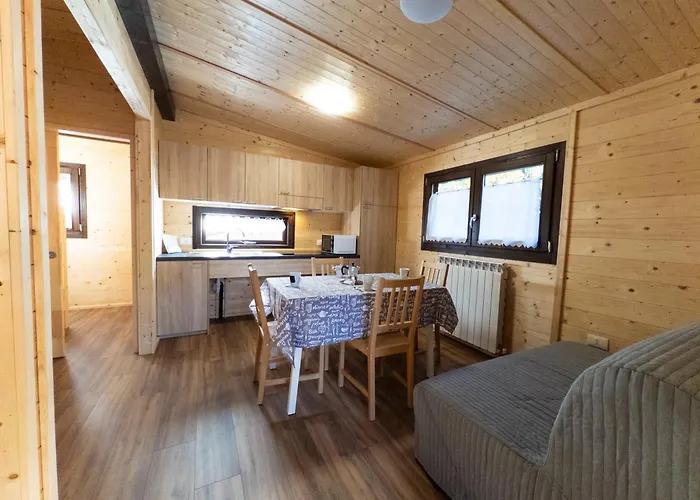 Campeggio Beaulard مكان تخييم Beaulard